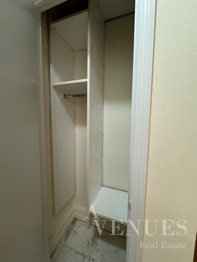 East 76th Street - Photo 4