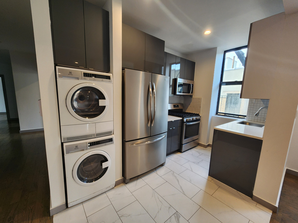 600 West 142nd Street - Photo 0