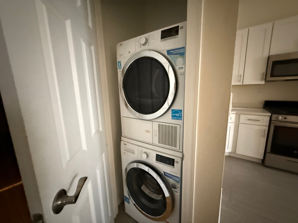 123 East 82nd Street - Photo 2