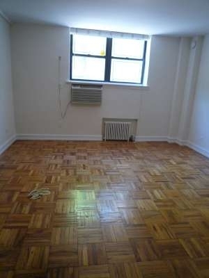 West 16th Street - Photo 0