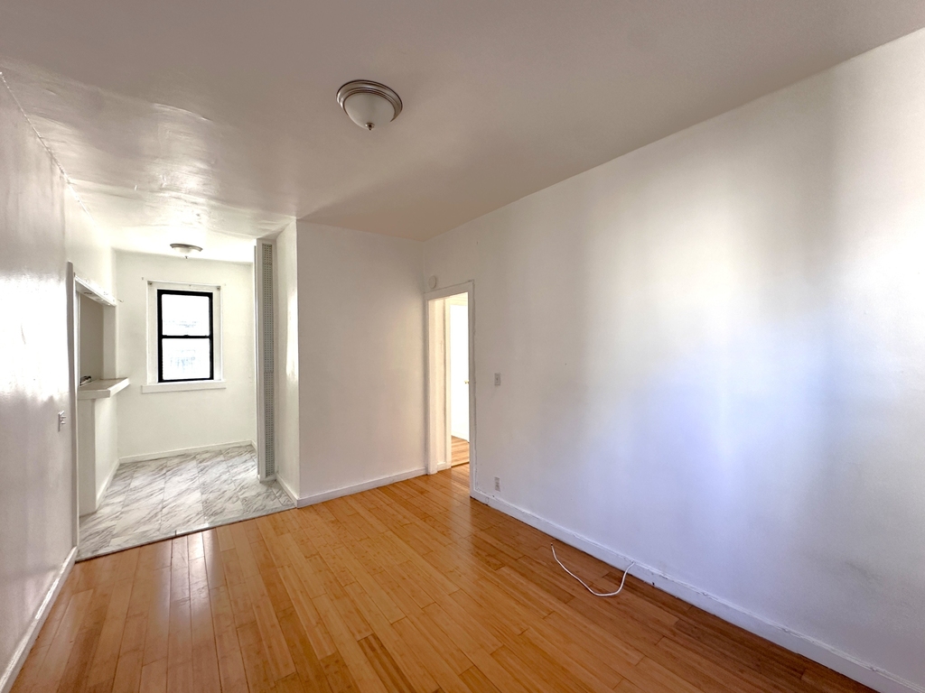 21-28 35th Street - Photo 4