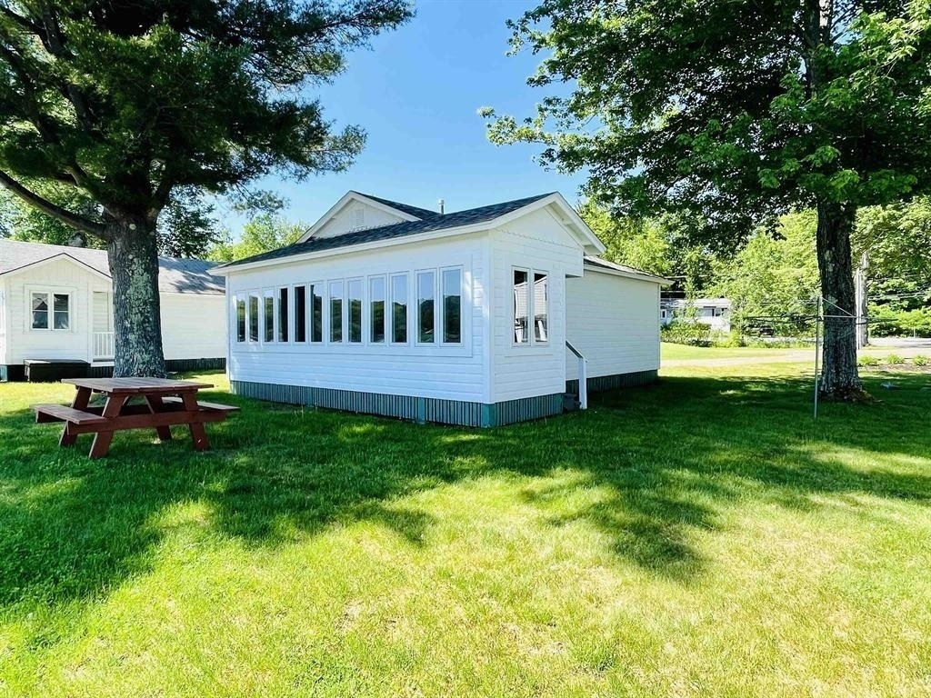 17 Pasquaney Shores - Photo 1