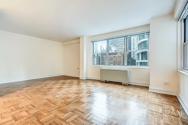 888 8th Avenue - Photo 1