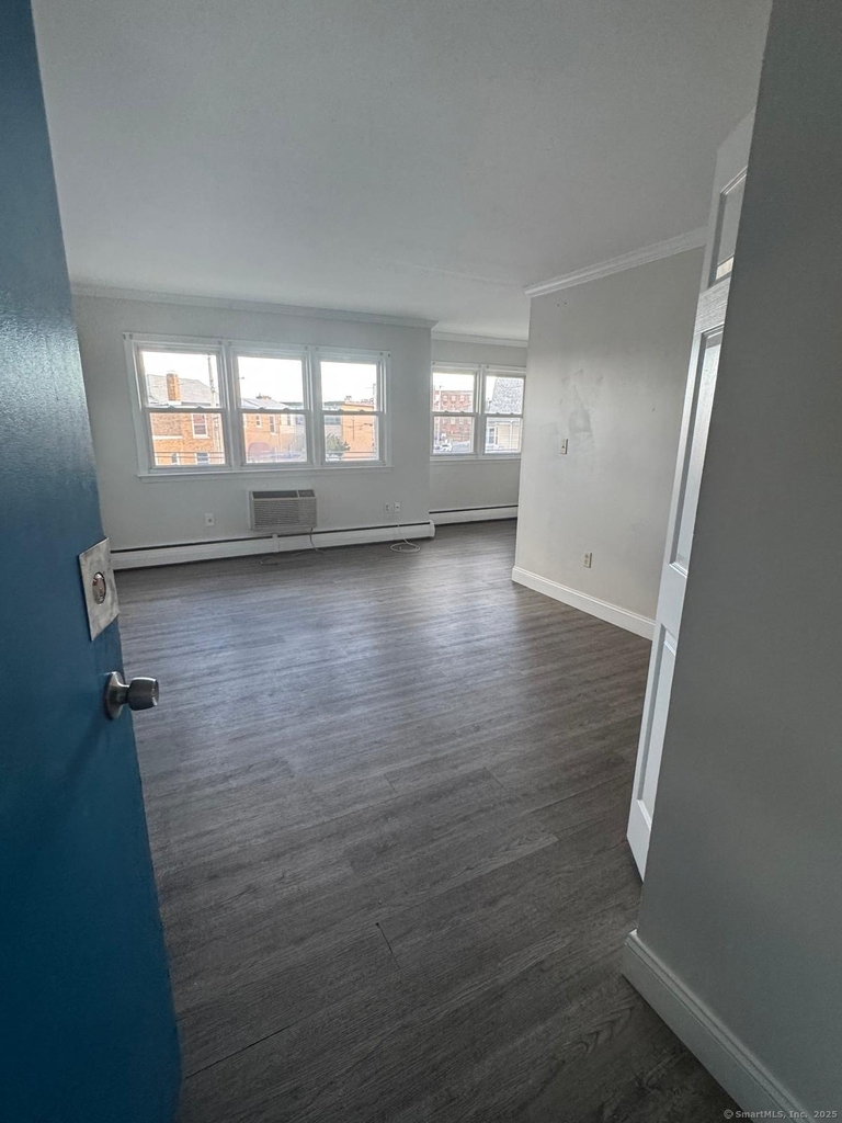 191 Oak Street - Photo 4