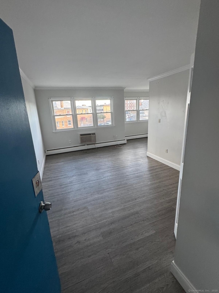 191 Oak Street - Photo 5
