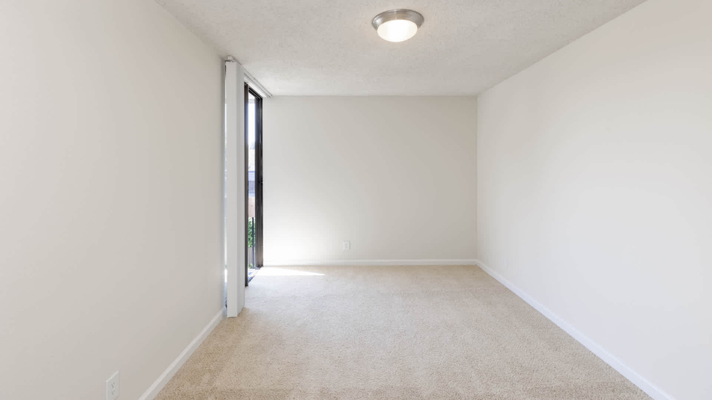 85 West 5th Avenue - Photo 10