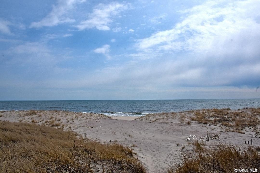 493 Dune Road - Photo 6