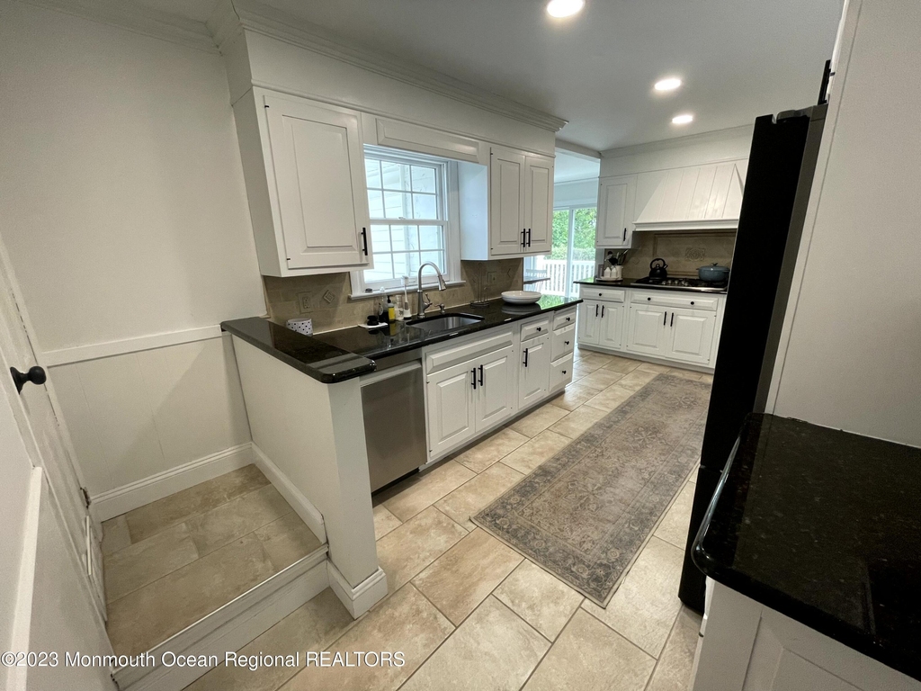 1234 Allaire Road - Photo 29