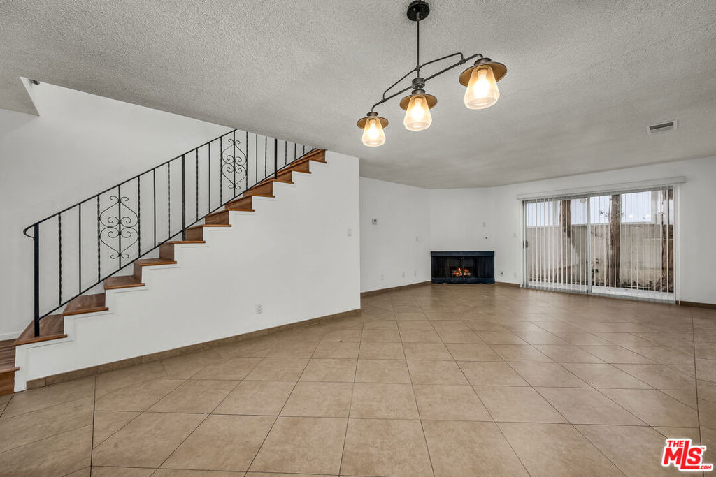 848 15th Street - Photo 4
