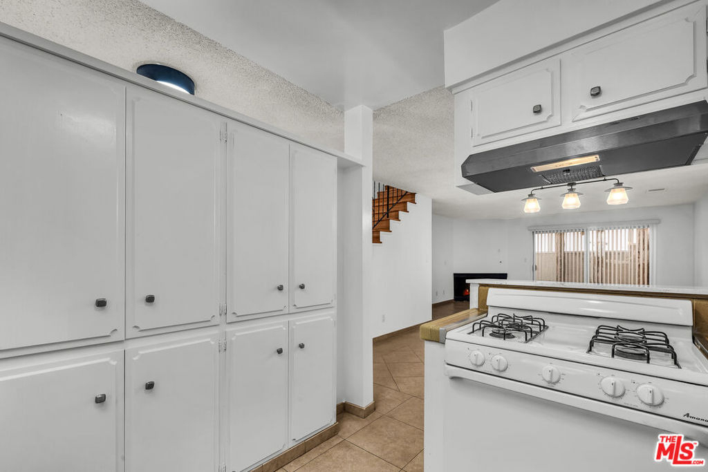 848 15th Street - Photo 11