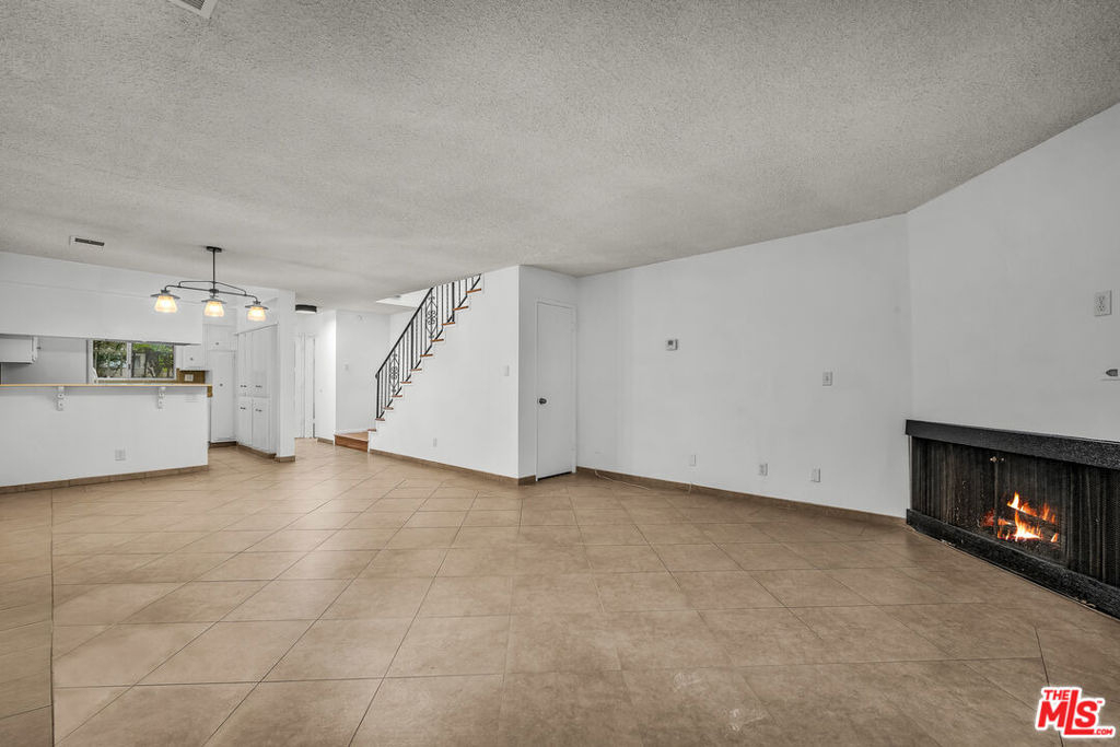 848 15th Street - Photo 3