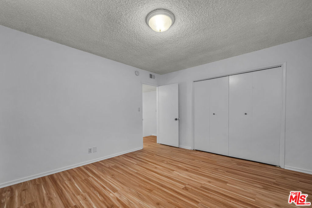 848 15th Street - Photo 18