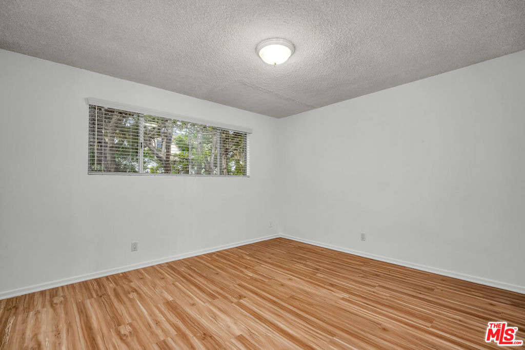 848 15th Street - Photo 17