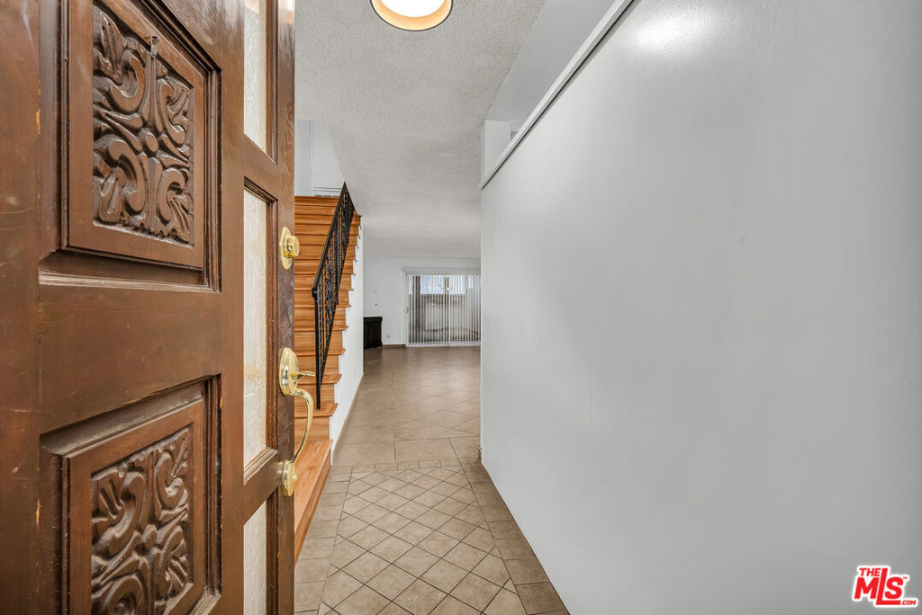 848 15th Street - Photo 2