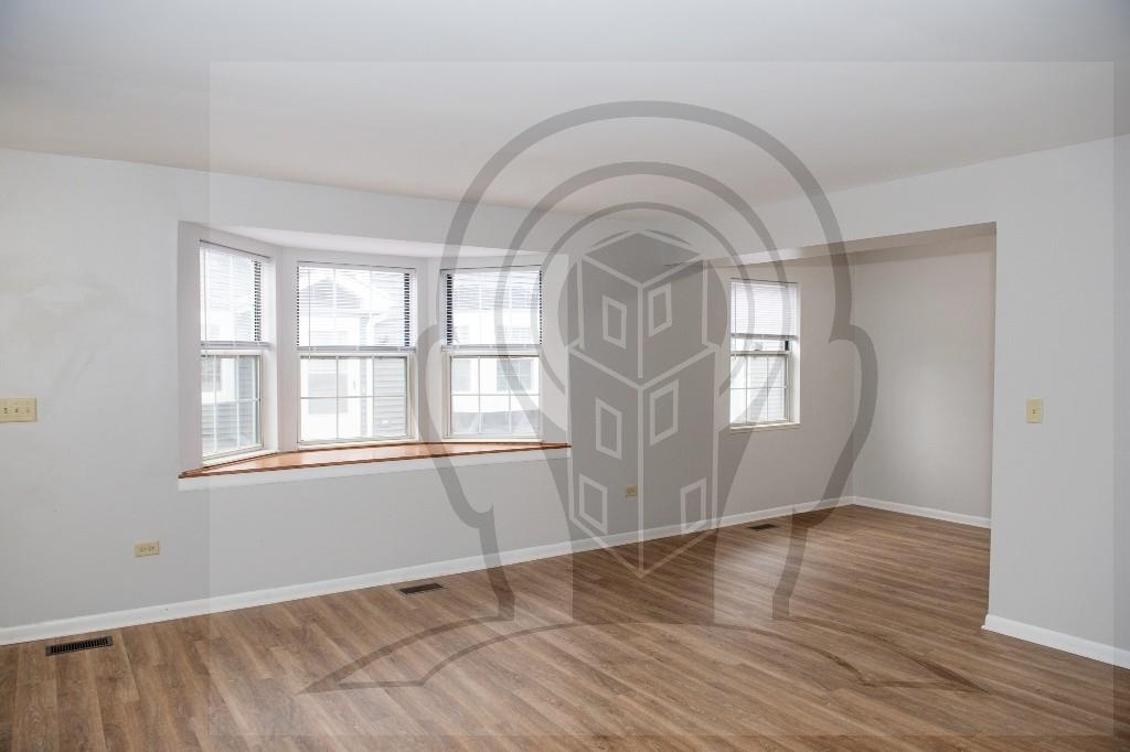 608 N Lake Shore Dr - Photo 2