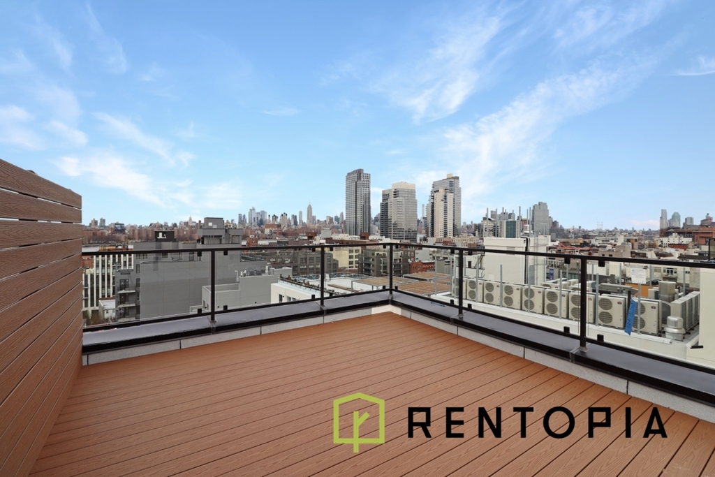 228 Berry Street - Photo 8