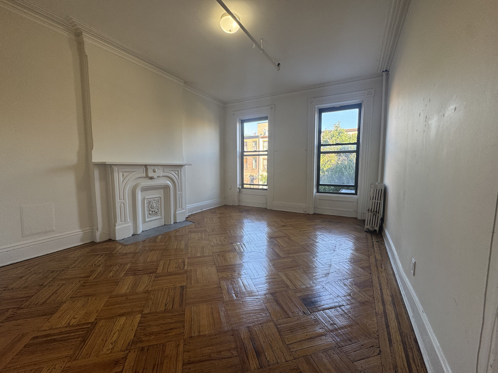 41 Halsey Street - Photo 0