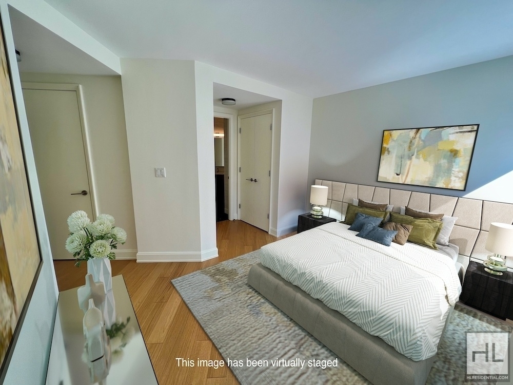 East 54 Street - Photo 4