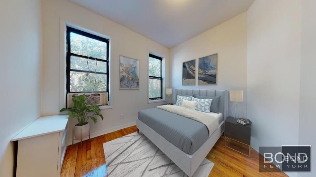 West 11th Street - Photo 1