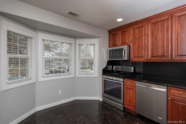 301 Tudor Lane - Photo 4