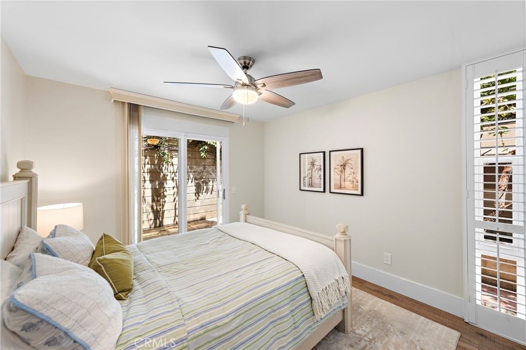 201 Nyes Place - Photo 16