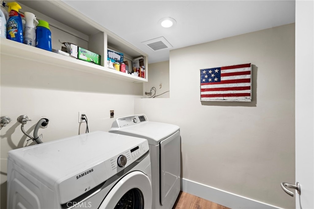 201 Nyes Place - Photo 19
