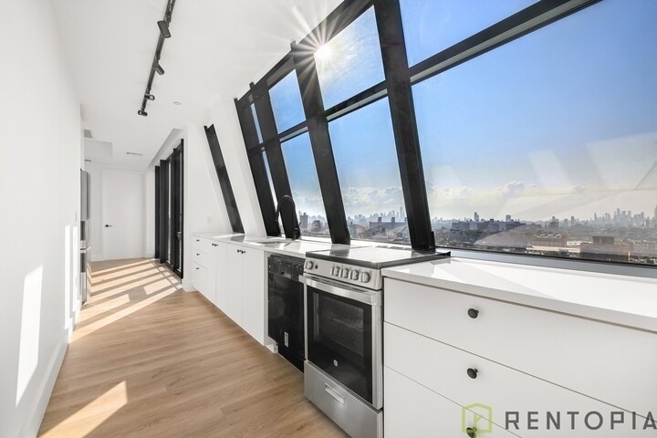 60 Cedar Street - Photo 1