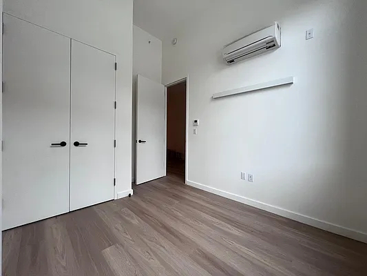 1010 Pacific Street - Photo 4