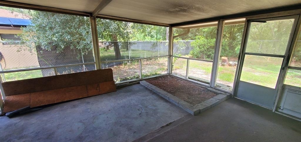 711 Del Rio Way - Photo 9