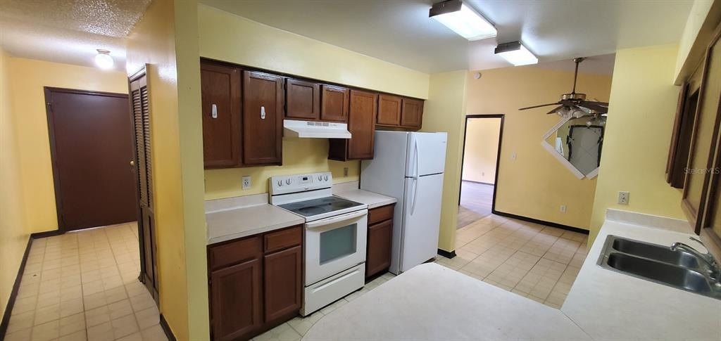 711 Del Rio Way - Photo 4
