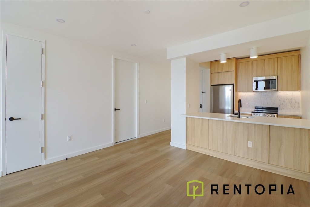 1010 Pacific Street - Photo 1