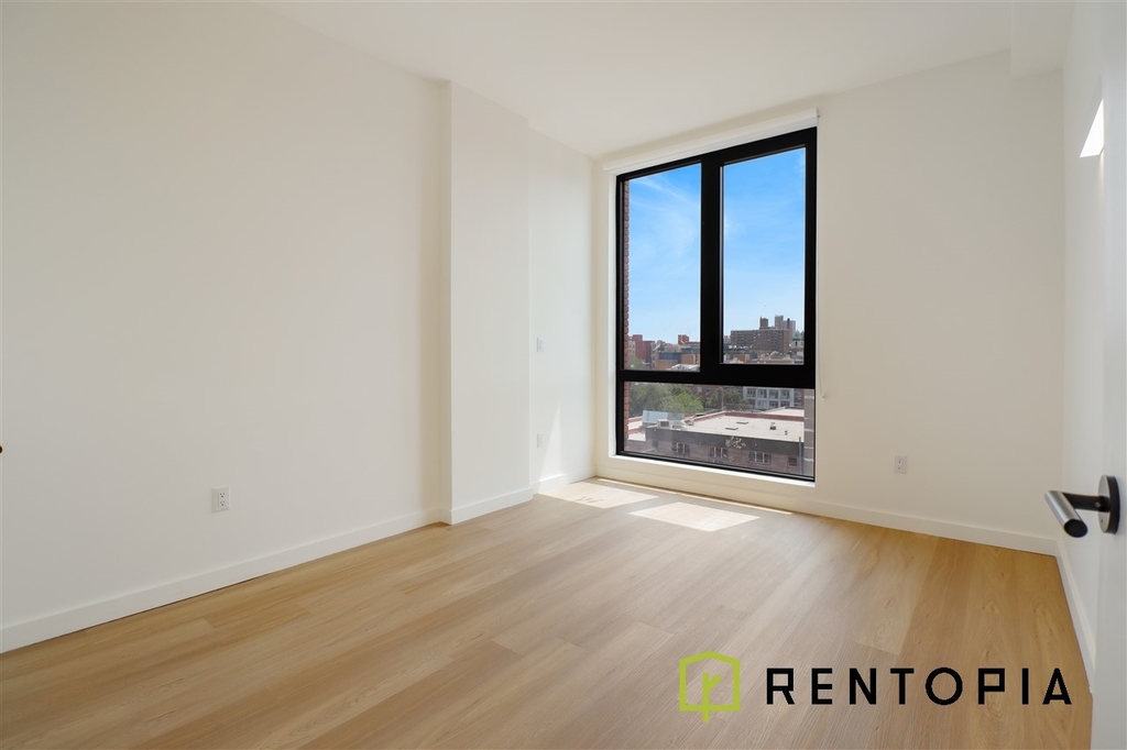 1010 Pacific Street - Photo 7