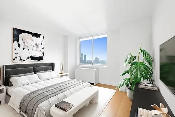 East 54th Street  - Photo 3