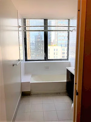 West 28th Street  - Photo 4
