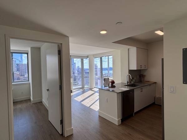 West 52nd Street  - Photo 2