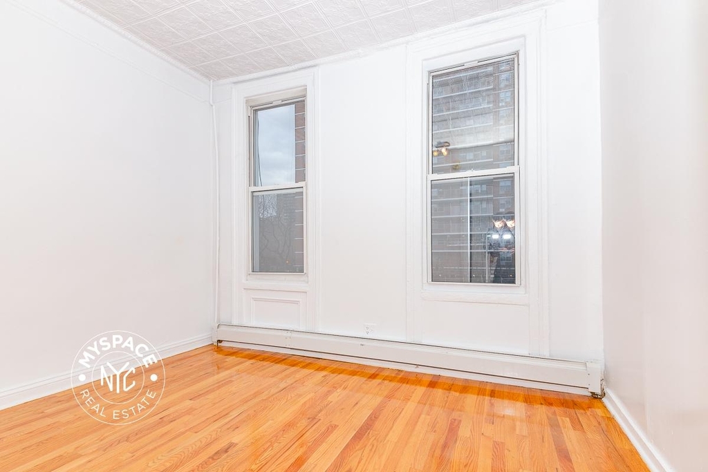 33 Montrose - Photo 3