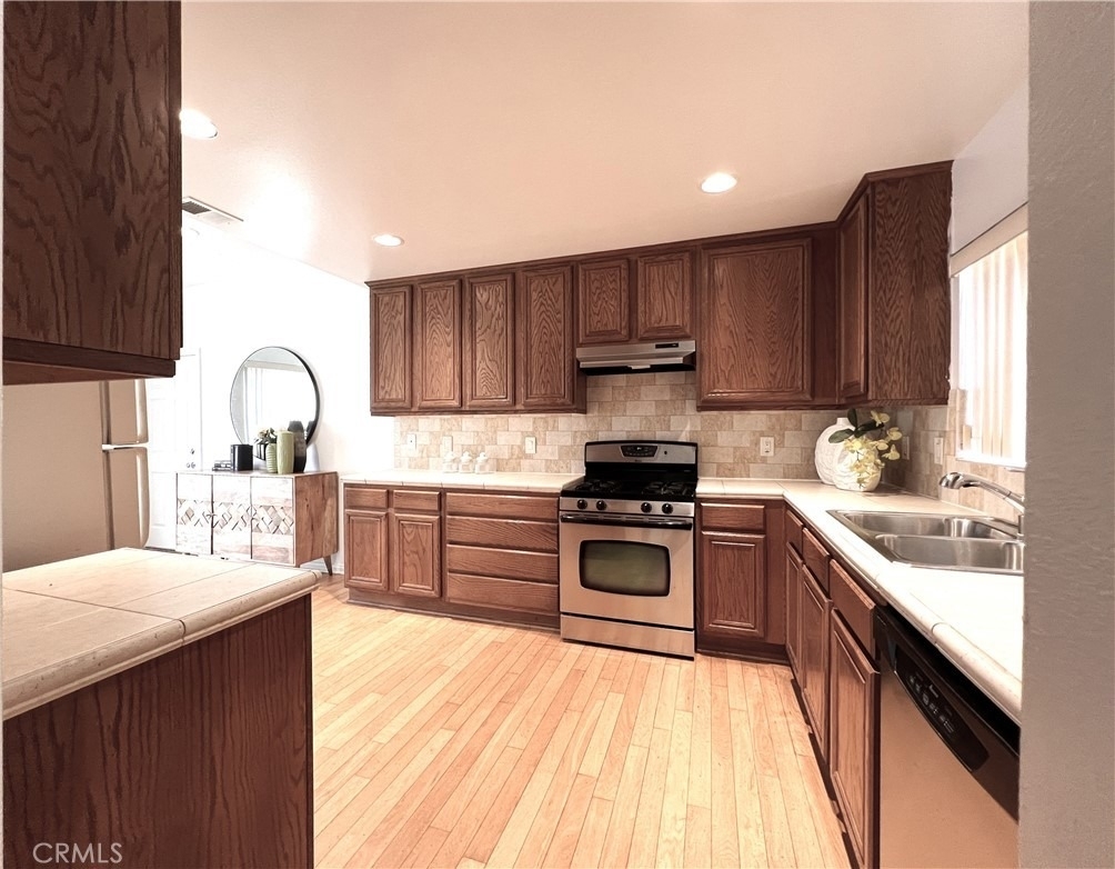 3341 Division - Photo 11