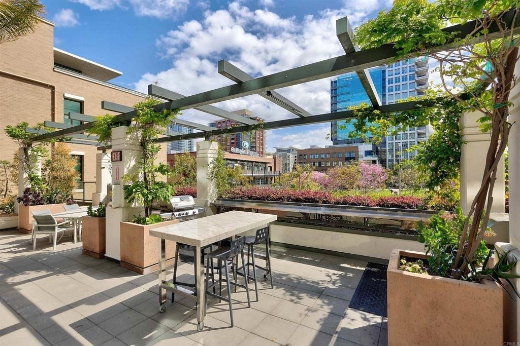 325 7th Avenue - Photo 30