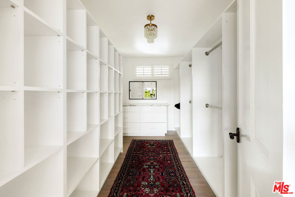 9809 Beeson Drive - Photo 20