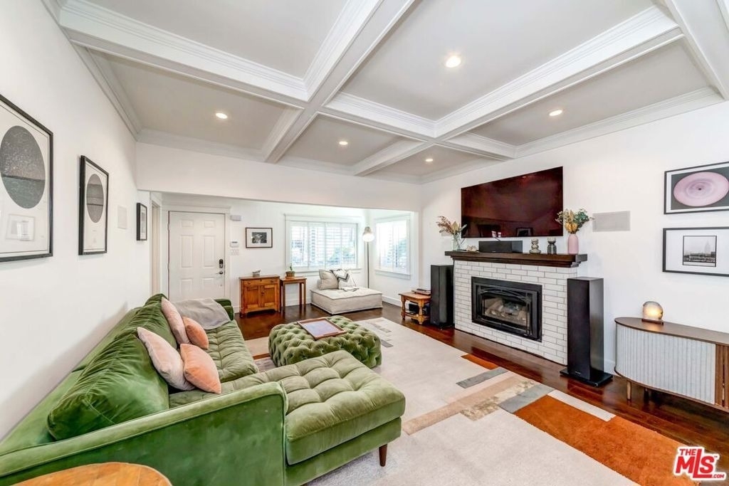 3461 2nd Avenue - Photo 2