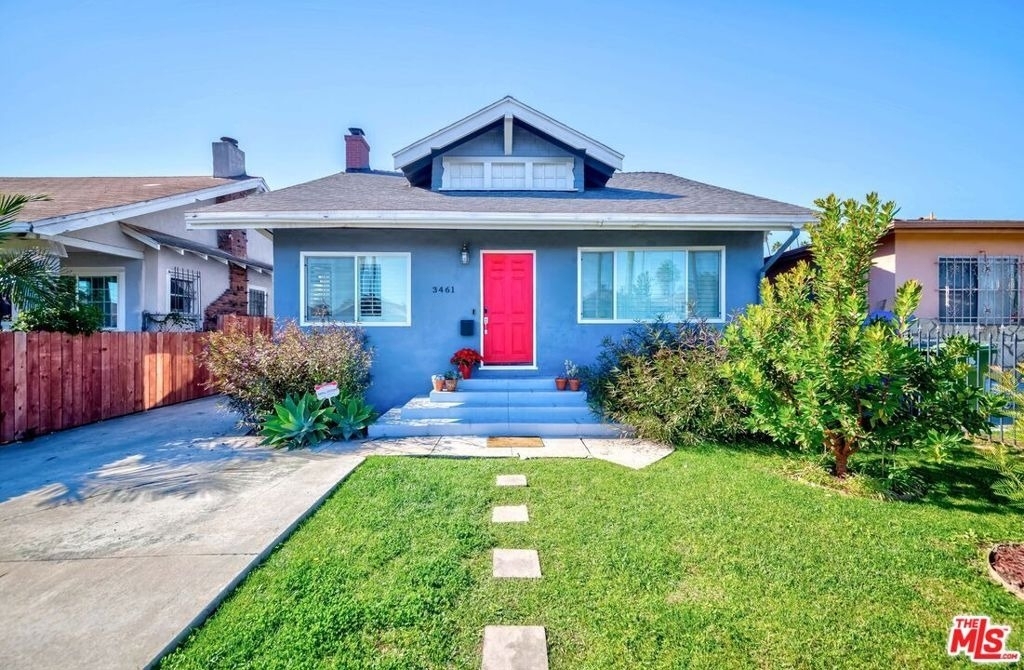 3461 2nd Avenue - Photo 0