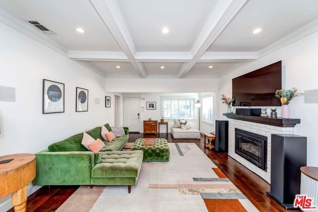 3461 2nd Avenue - Photo 1