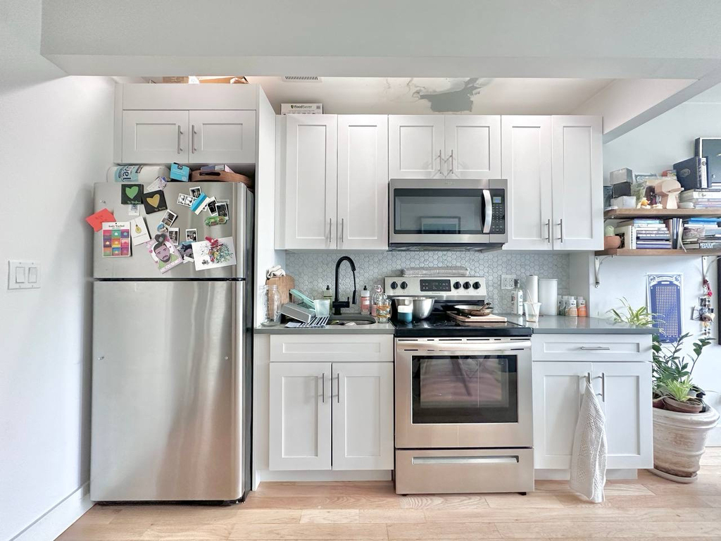 802 Lafayette Avenue - Photo 1