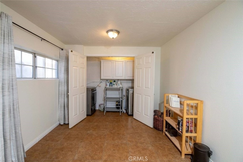 7310 Balboa Boulevard - Photo 45