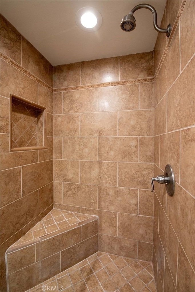 7310 Balboa Boulevard - Photo 30