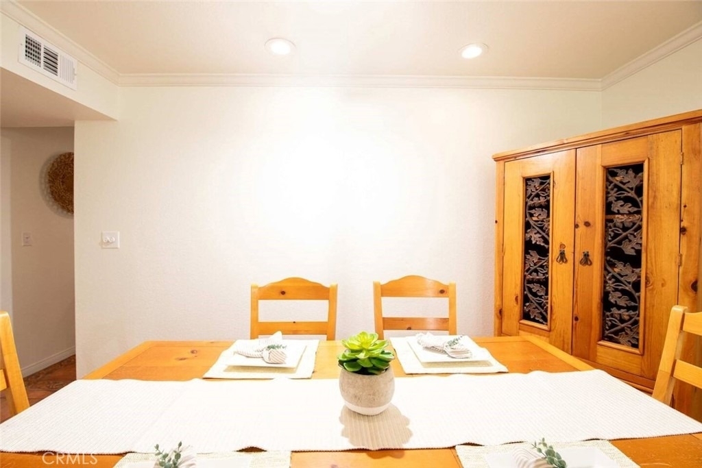7310 Balboa Boulevard - Photo 8