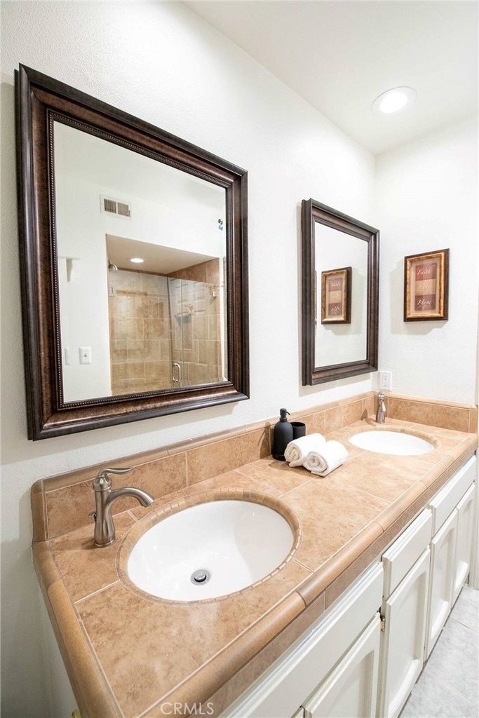 7310 Balboa Boulevard - Photo 32