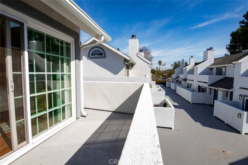 7310 Balboa Boulevard - Photo 35