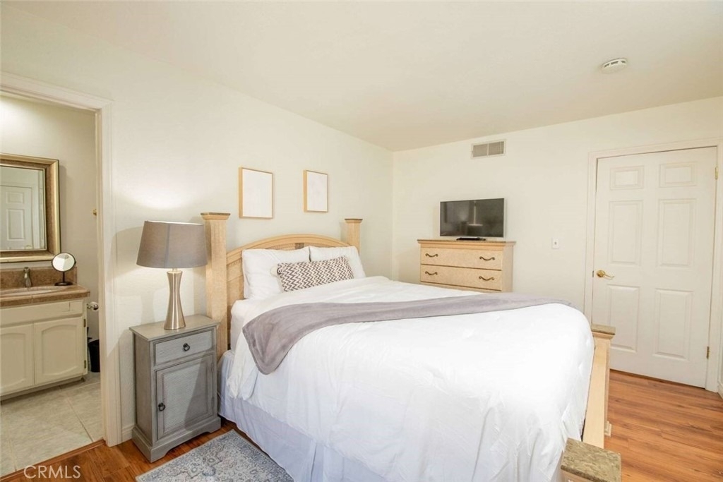 7310 Balboa Boulevard - Photo 39