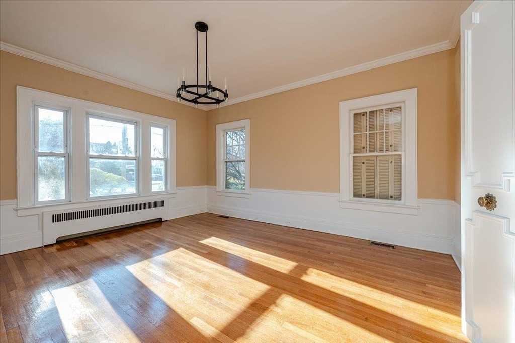 896 Central Avenue - Photo 4